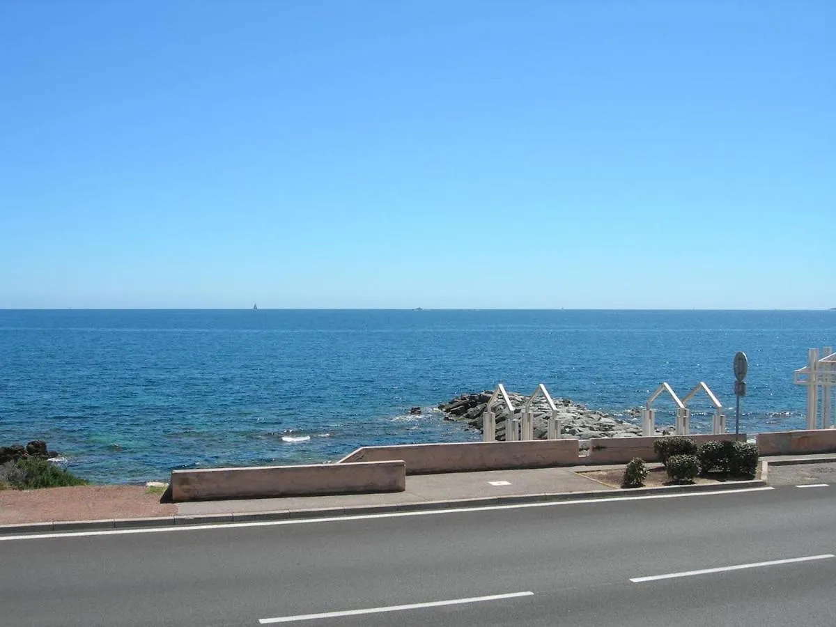 Panoramique Mer, T2 Climatise Neuf Avec Stationnement A 200 M Du Village - Fr-1-768-55 Les Issambres France